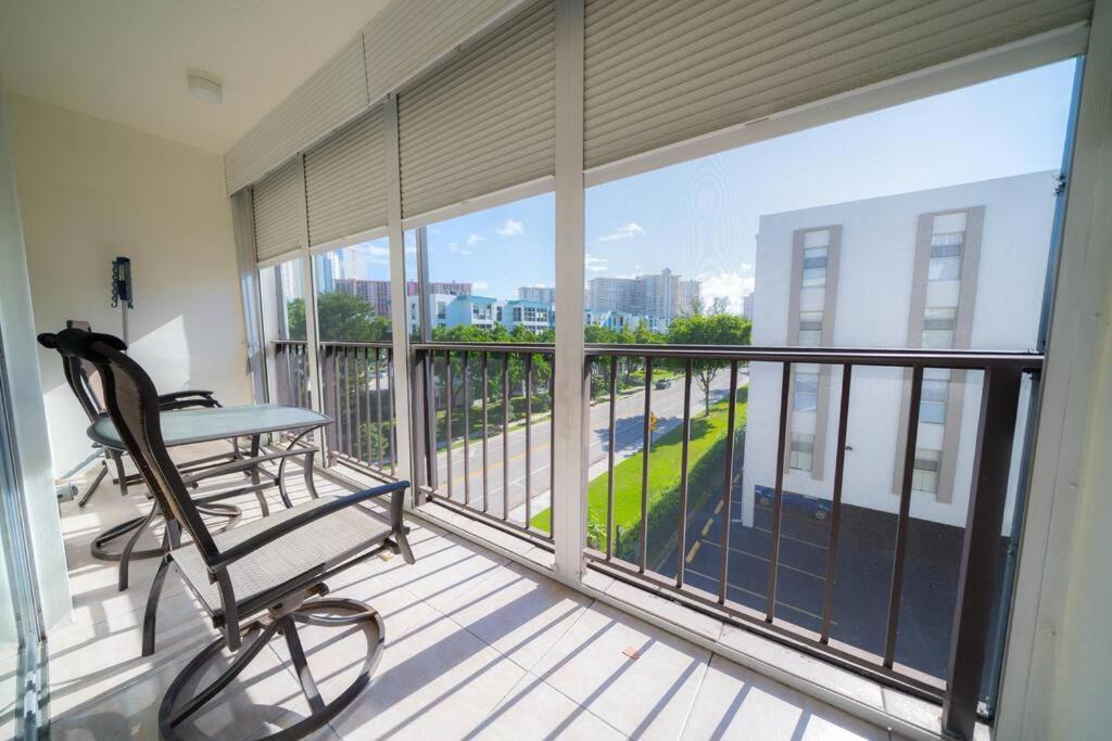 Enjoy Fully Equipped 2Br Condo Near The Beach Sunny Isles Beach Buitenkant foto